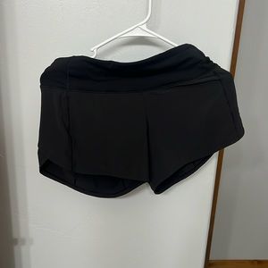 Lululemon speed up shorts- size 4- 4inch inseam- high rise